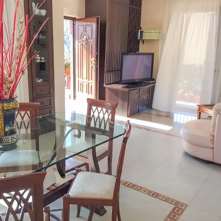 Homiday - Angelica *