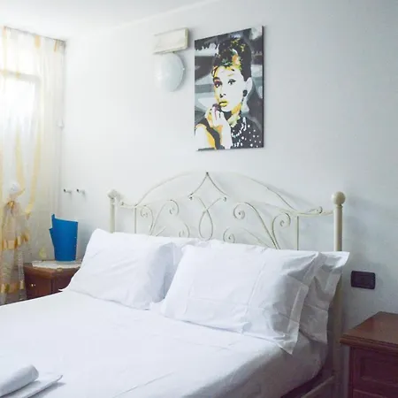 Апартаменты Homiday - Angelica Пинето